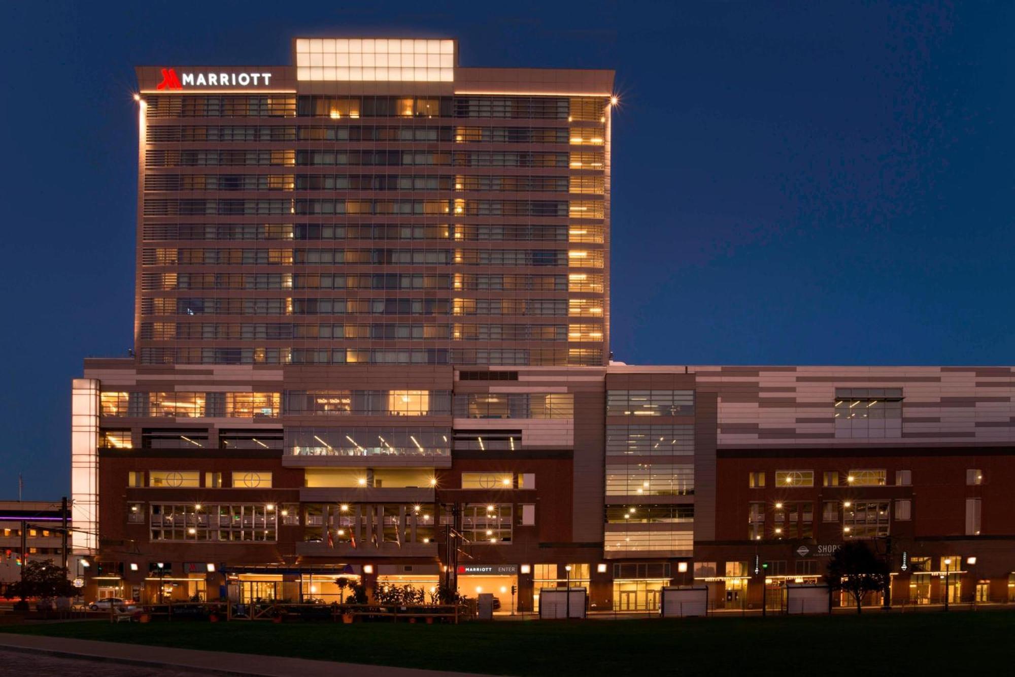 Buffalo Marriott At Lecom Harborcenter Exteriér fotografie